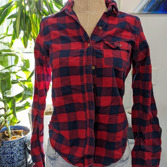 vintage holiday abercrombie and fitch red & blue checkered flannel womens size s - Picture 1 of 5